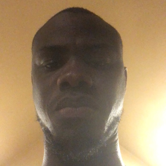 Meet your Posher, Serigne - Picture 1 of 1